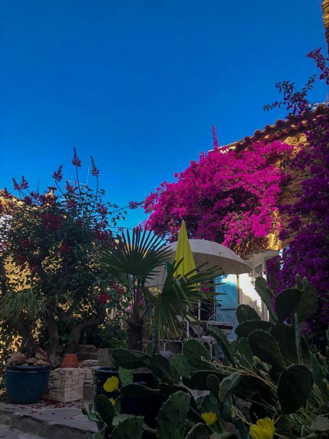 maison vacance Médiévale Bormes-les-Mimosas village Esterno foto
